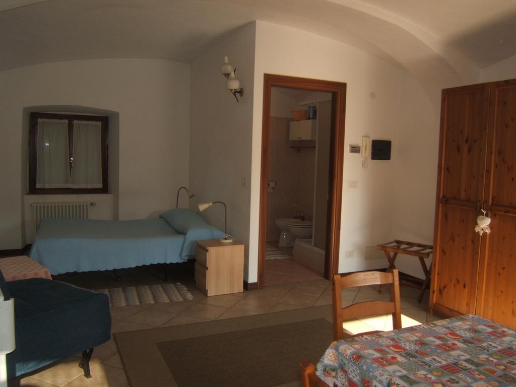 Bed&Breakfast Varionda Chiaverano Habitación foto